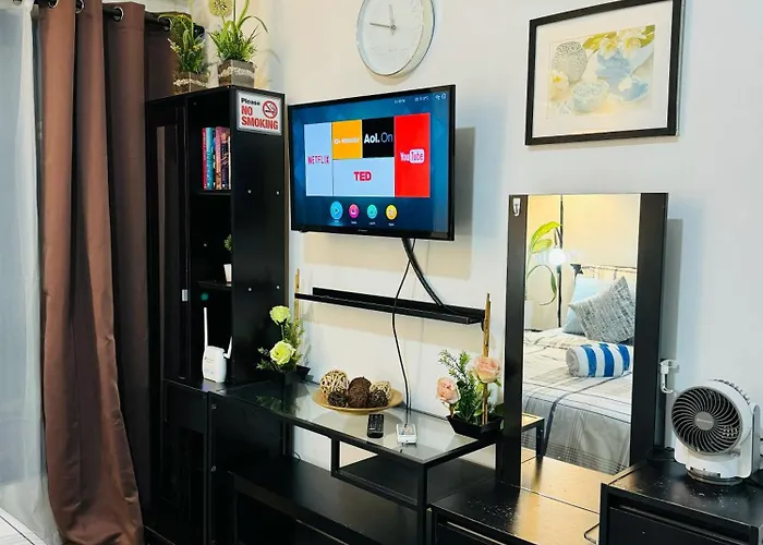 Vinia Infinity 2 Near Malls With Wifi Netflix And Karaoke * Manila