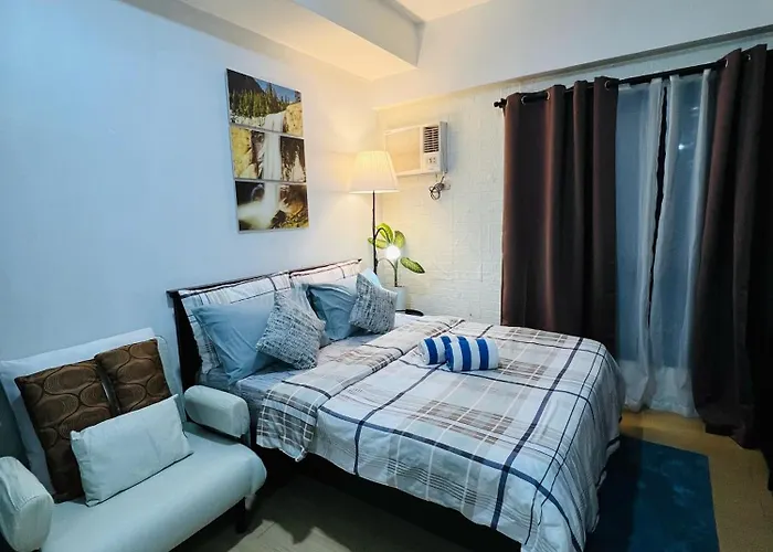 Vinia Infinity 2 Near Malls With Wifi Netflix And Karaoke * Manila