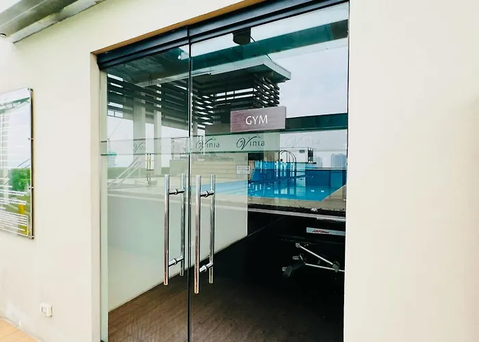 Vinia Infinity 2 Near Malls With Wifi Netflix And Karaoke Apartment *