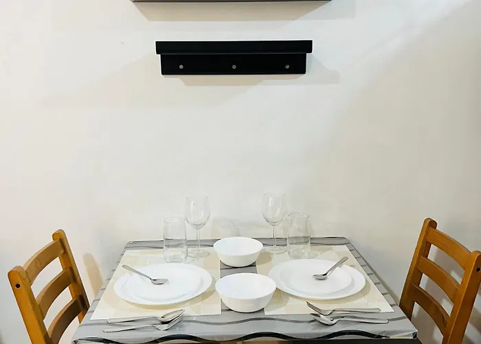 Vinia Infinity 2 Near Malls With Wifi Netflix And Karaoke *